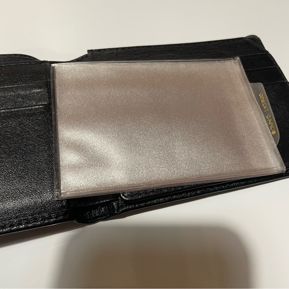 BNWOT Genuine Leather Bifold Men's Wallet - Picture 9 of 9